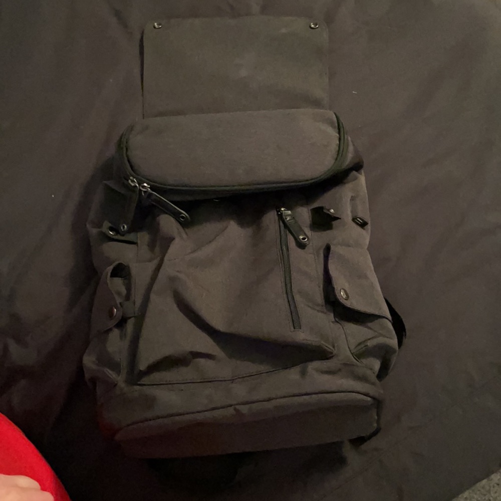 Backpack - Picture 5 of 5